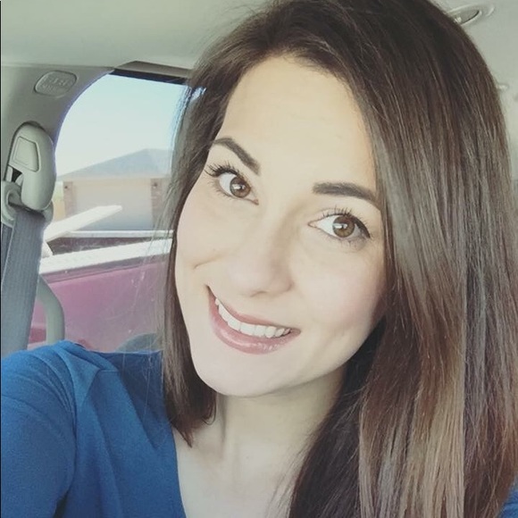 Meet your Posher, Rachael - Picture 1 of 1